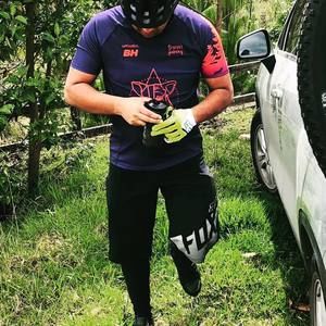 Meet your Posher, Jairo